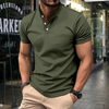 Männers polo-shirt mit halber kragen - vielseitige freizeitmode aus leichtem stoff