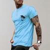 Männer t-shirt mit palmen-motiv – vielseitige sommermode für die freizeit